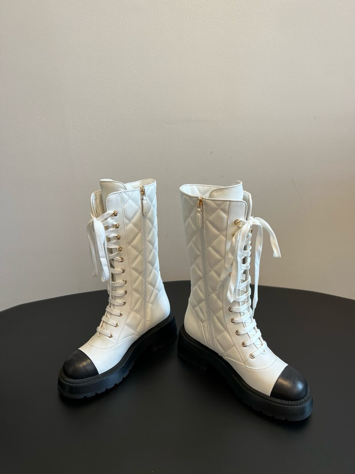 Chanel S24 Uzun Botlar - Glimmer of Luxury