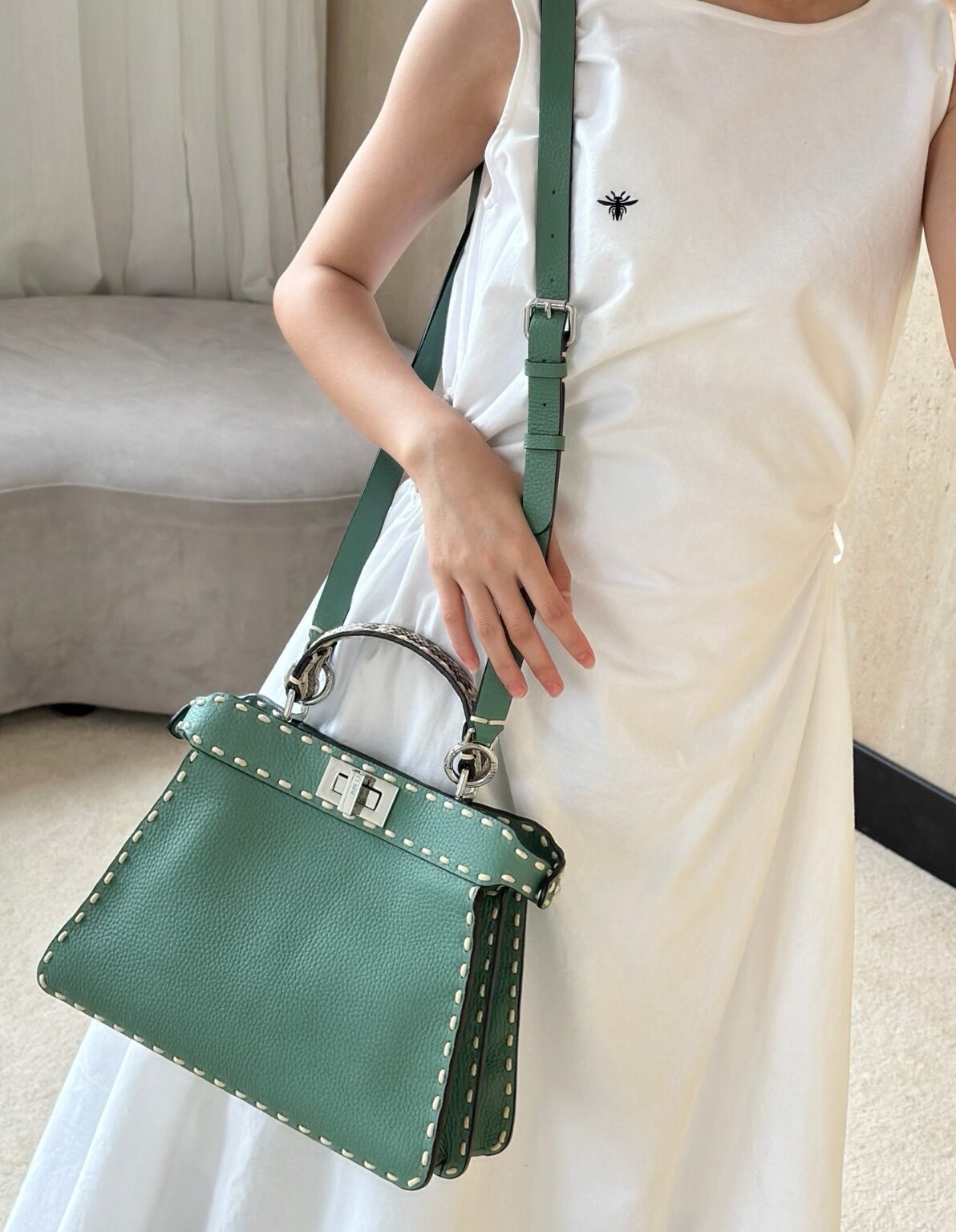 Fendi Peekaboo Mini ISeeU - Egzotik Detaylara Sahip Selleria Çanta - Glimmer of Luxury