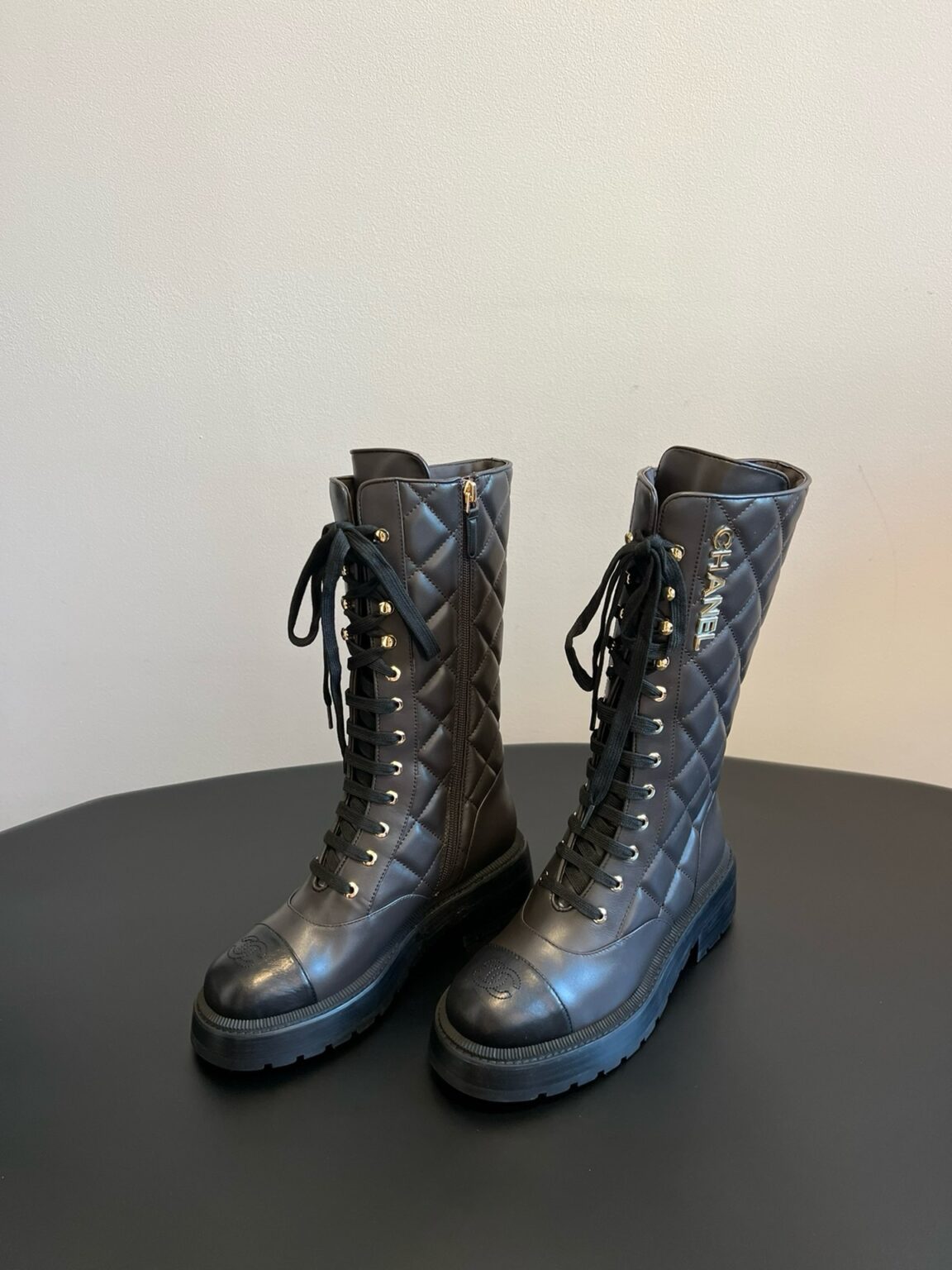 Chanel S24 Uzun Botlar - Glimmer of Luxury