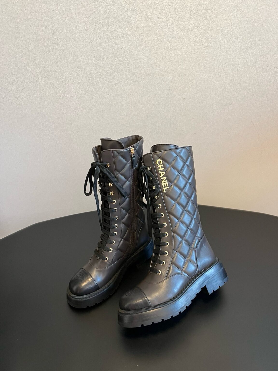 Chanel S24 Uzun Botlar - Glimmer of Luxury