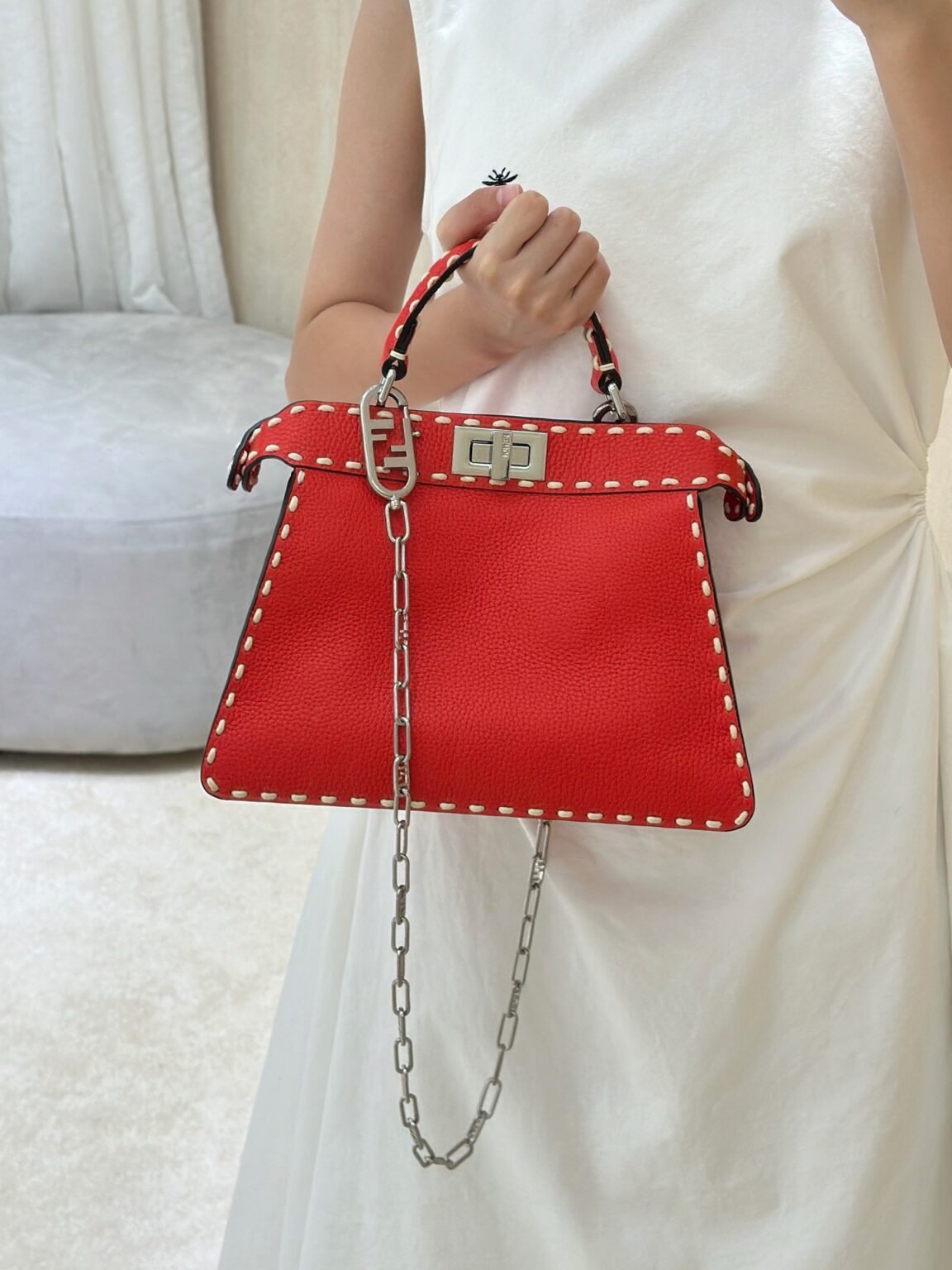 Fendi Peekaboo Mini ISeeU - Egzotik Detaylara Sahip Selleria Çanta - Glimmer of Luxury