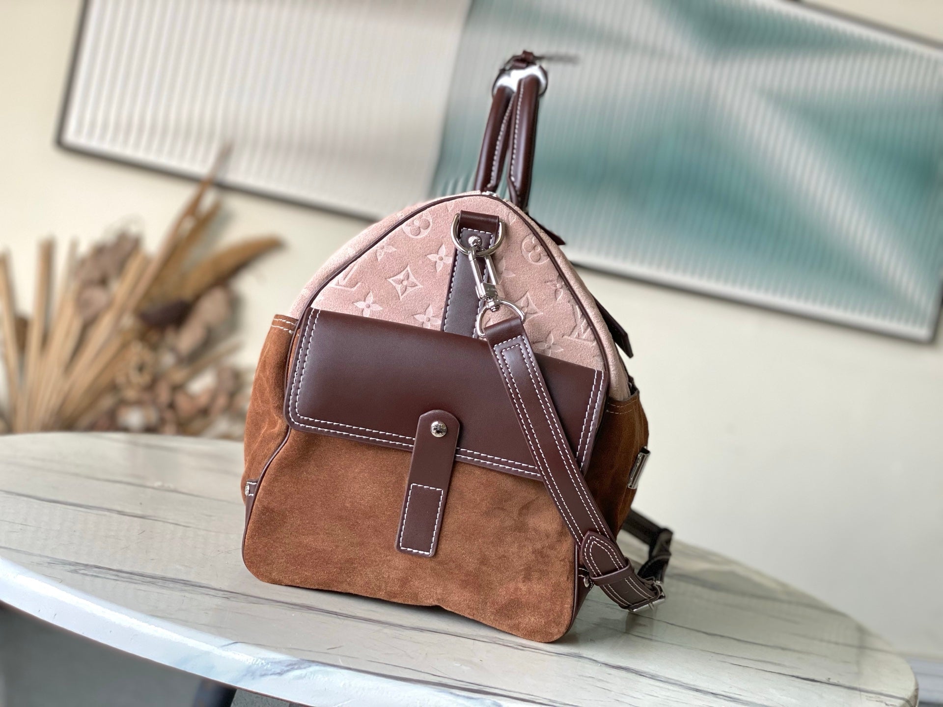 LV Keepall Bandoulière 50 – M26127 Tasarım