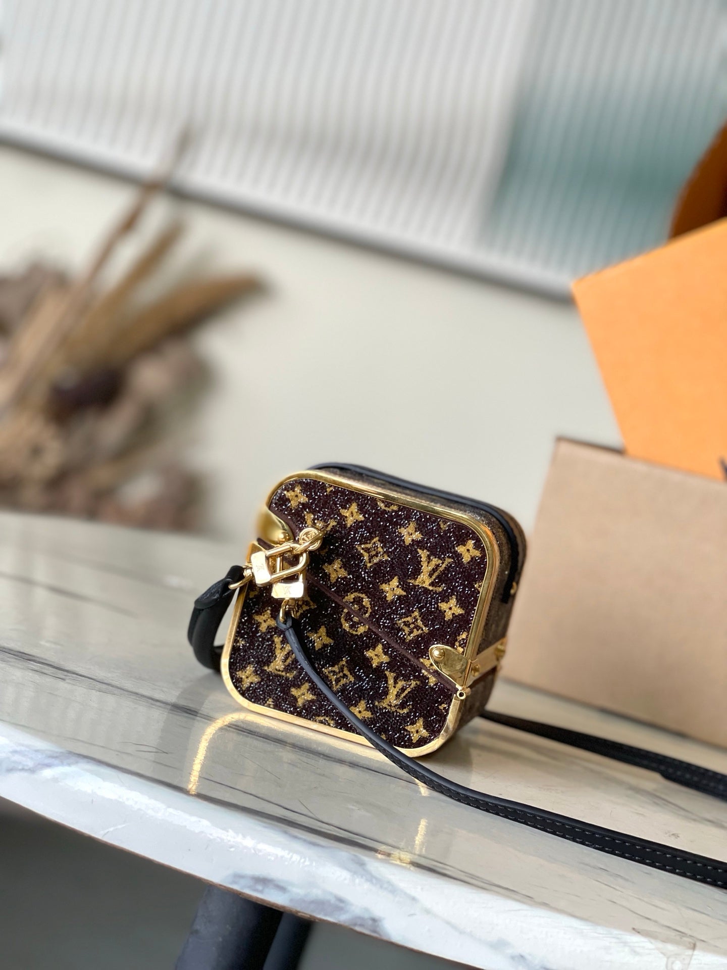 LV Treasure Box – M83089