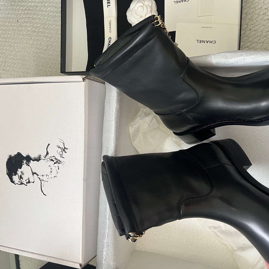 Chanel – Fall/Winter 2026 Ankle Boots with Back Zipper