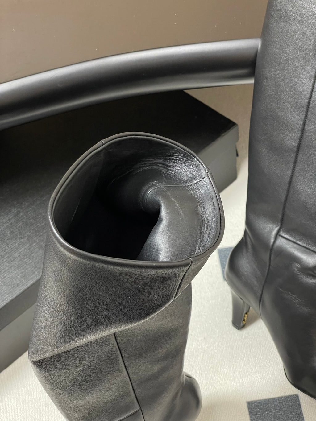 Saint Laurent FW26 Long Boots – Pointed Toe, High Heel (8 cm)