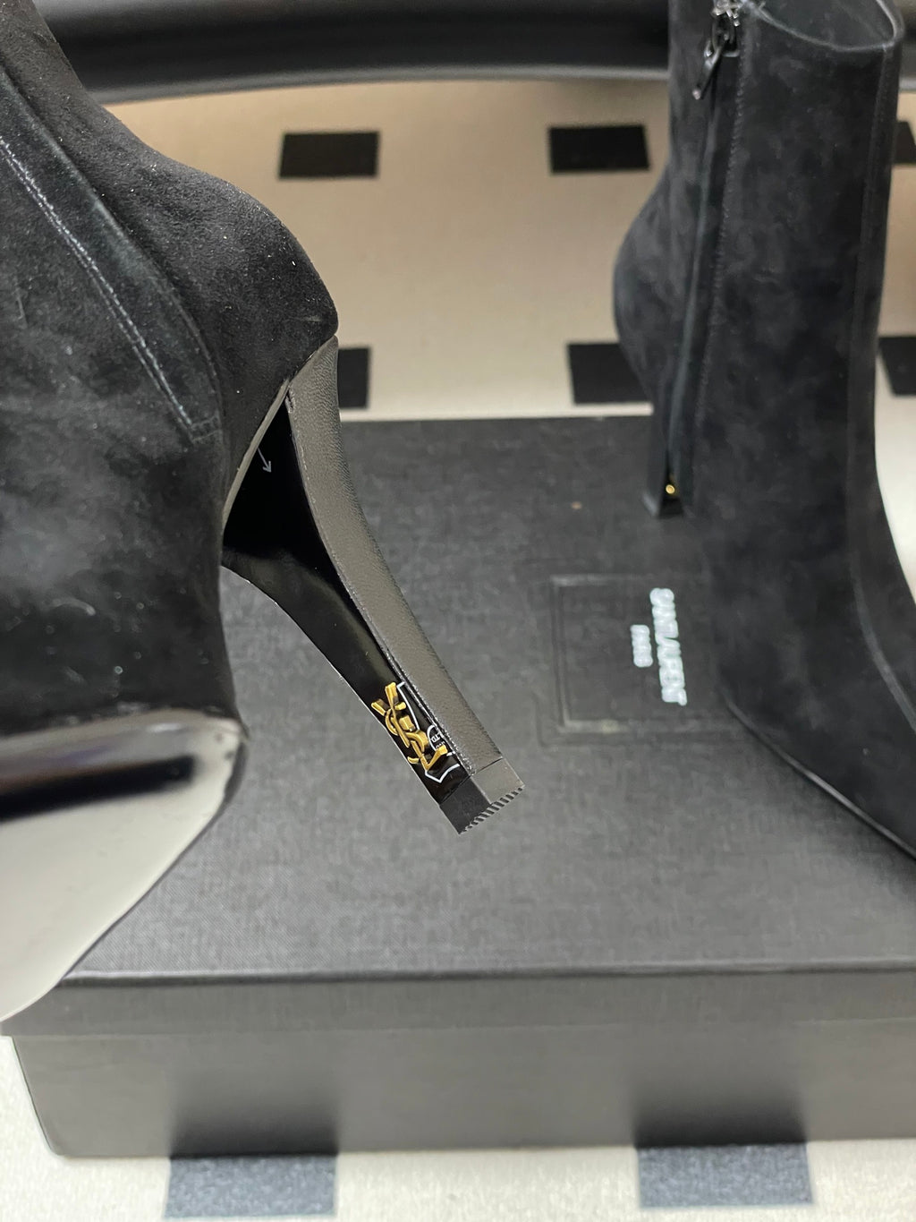 Saint Laurent FW26 Pointed Toe High Heel Suede Boots