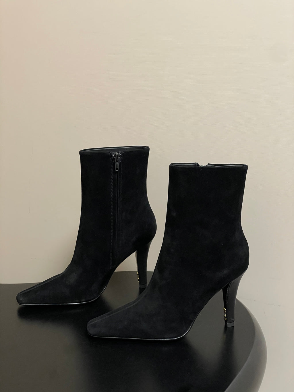 Saint Laurent FW26 Pointed Toe High Heel Suede Boots