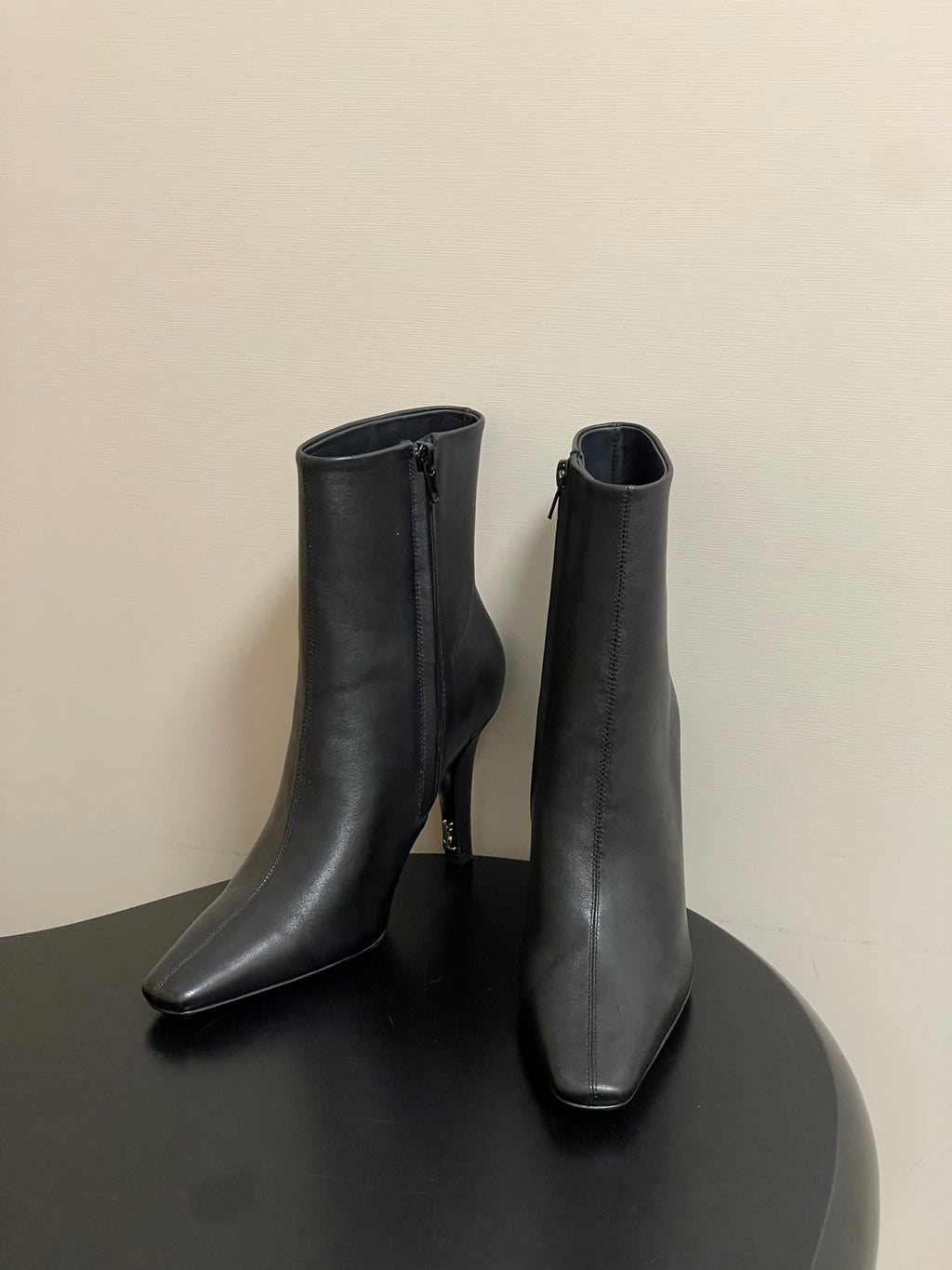 Saint Laurent FW26 Pointed Toe High Heel Boots