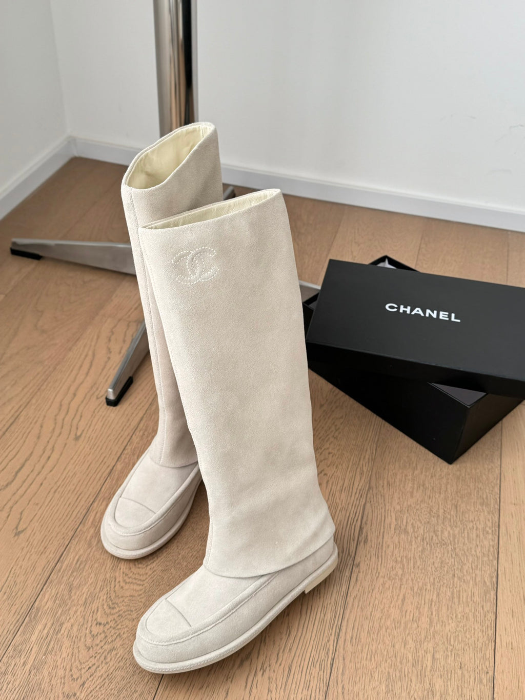 Chanel 25C Spring Collection – Suede Tall Boots