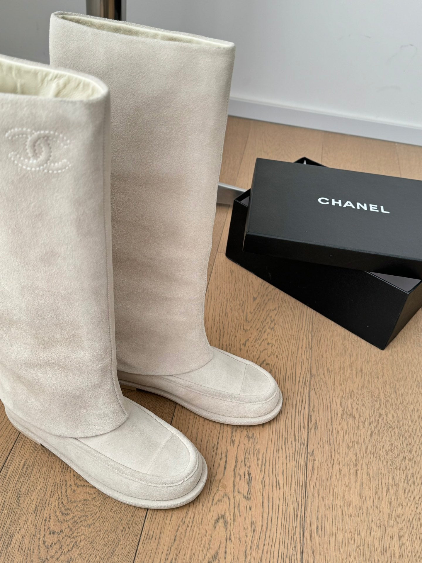 Chanel 25C Spring Collection – Suede Tall Boots