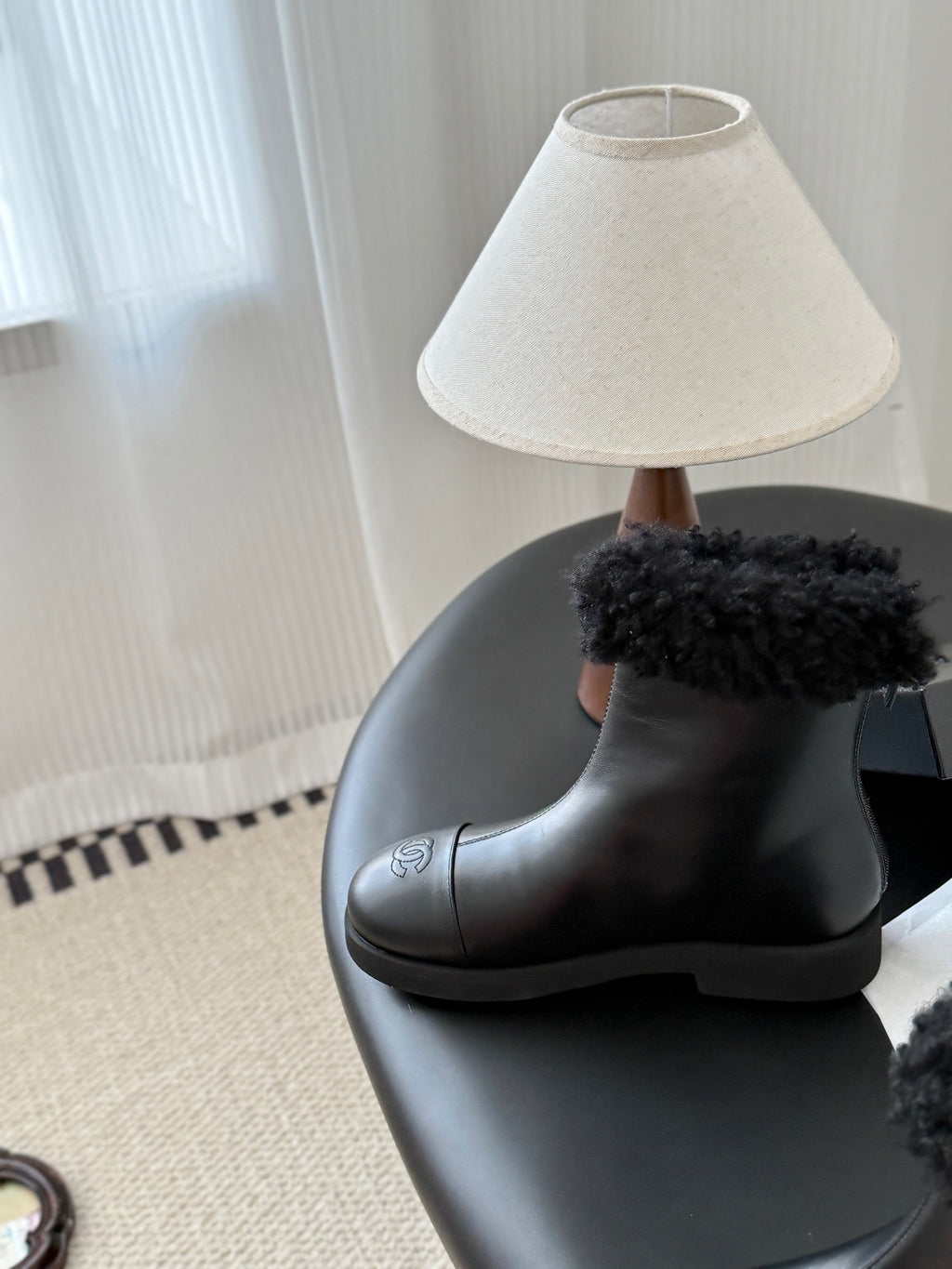 Chanel 26K Fall/Winter New Snow Boots – Black