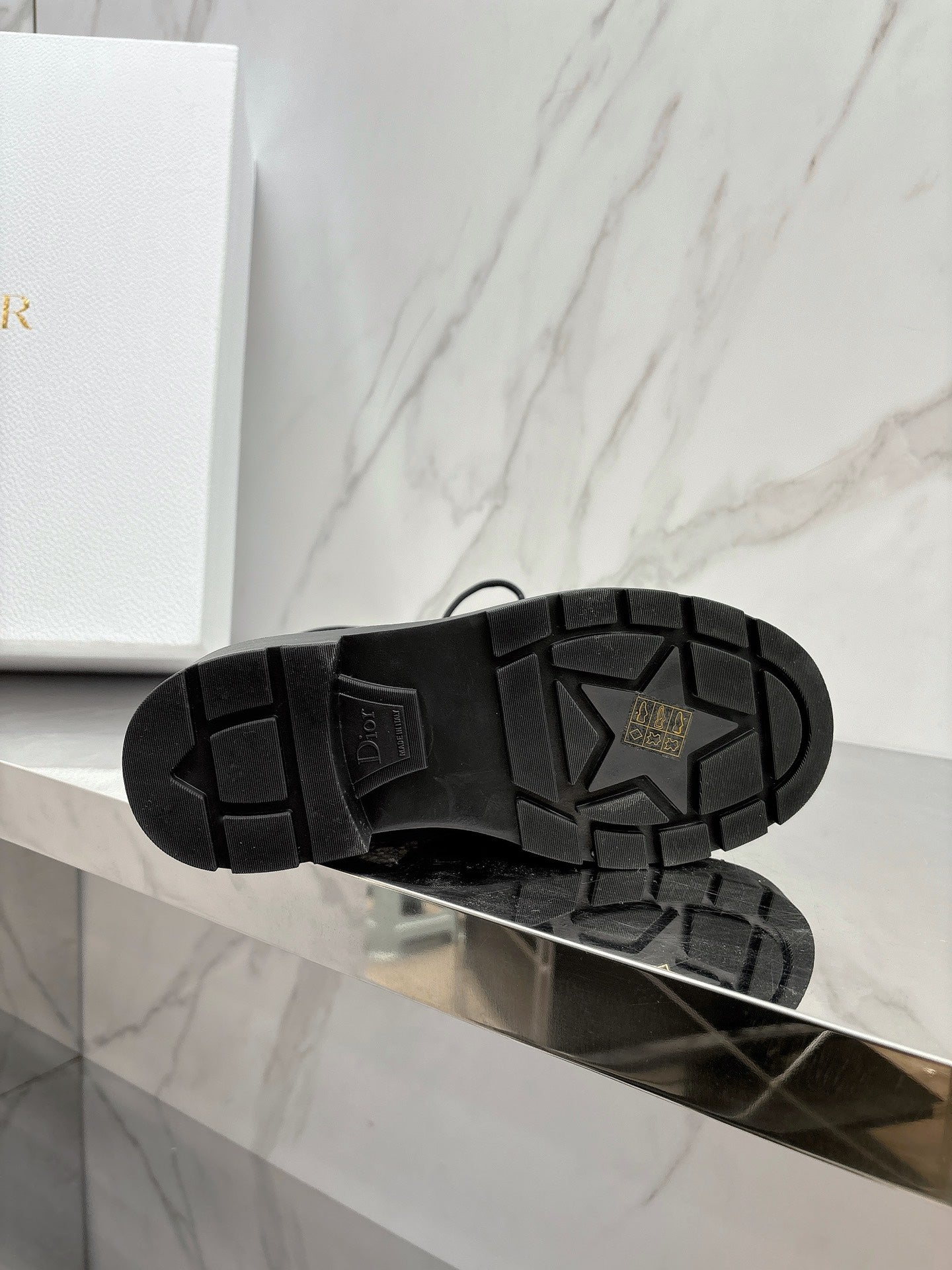 Dior 2025 Sonbahar/Kış Koleksiyonu – Martin Bot