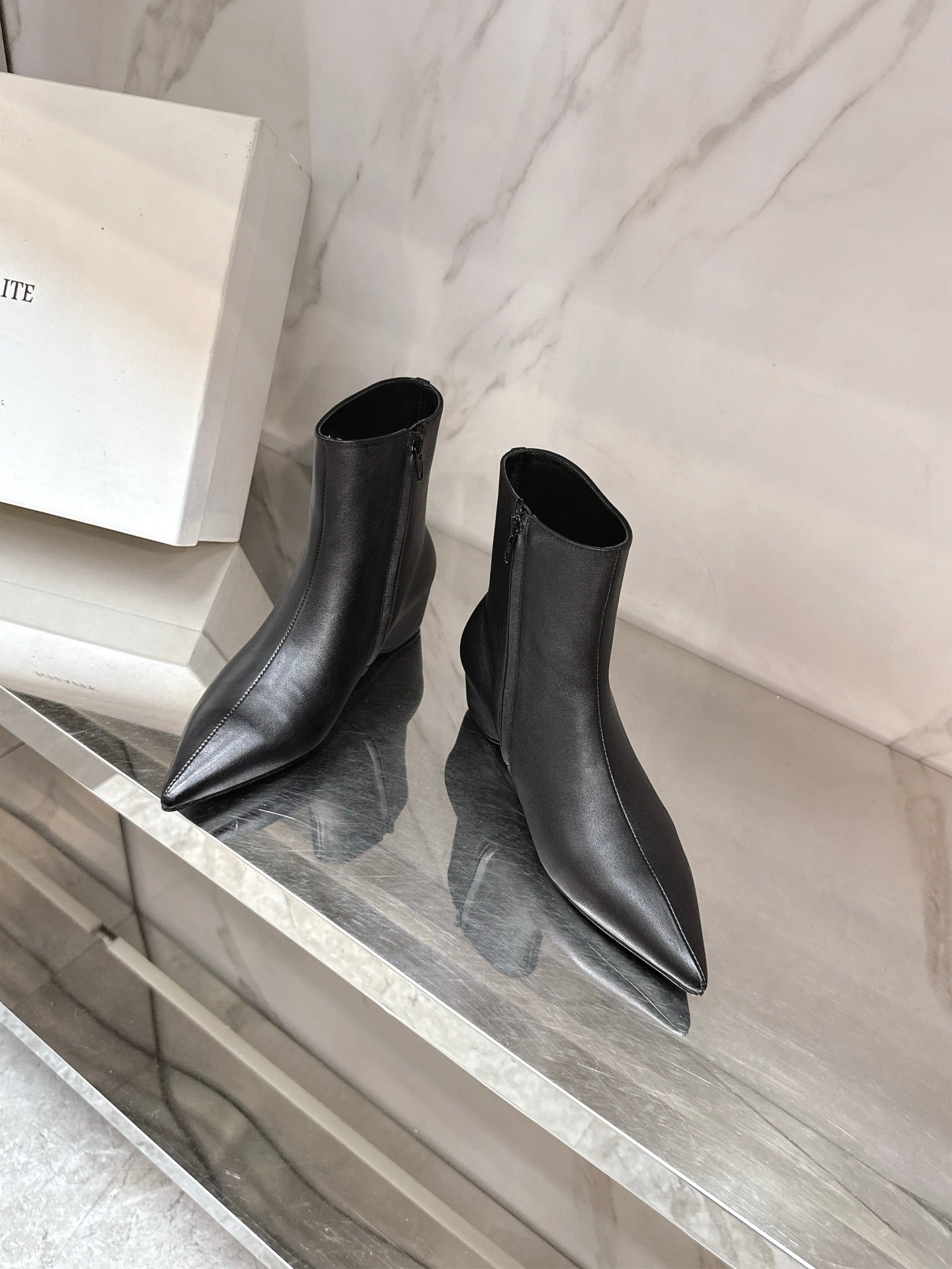 Khaite 2025 Goddess Boots