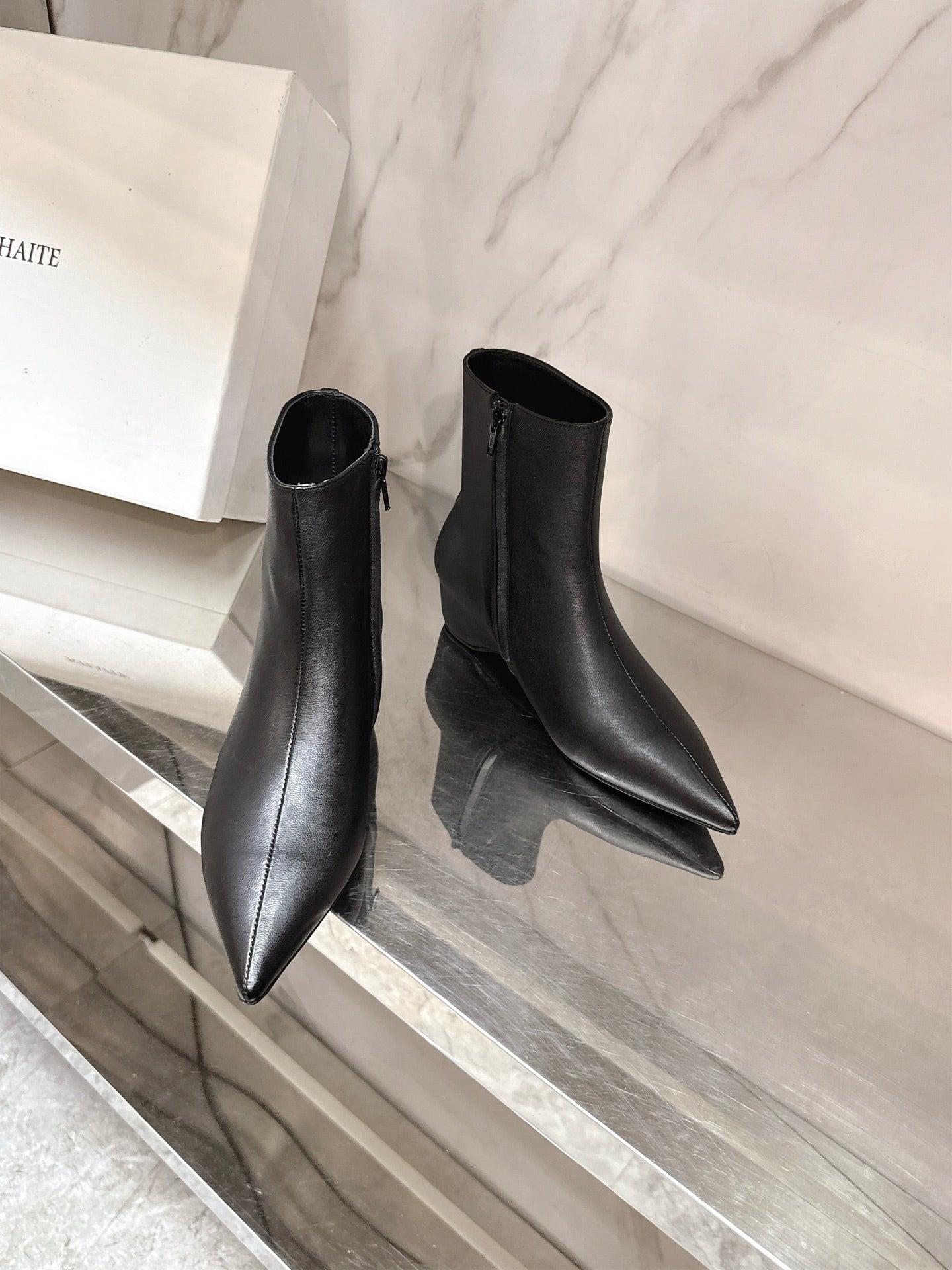 Khaite 2025 Goddess Boots