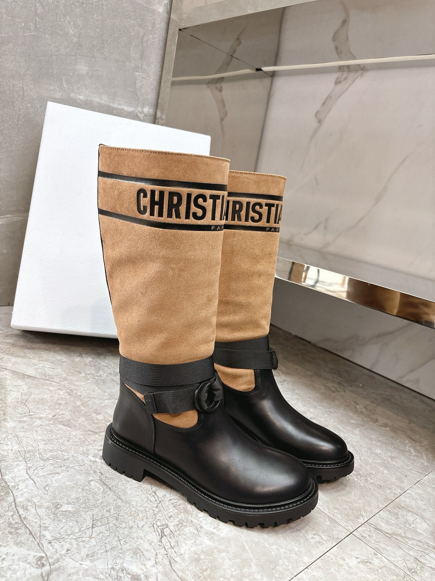 Dior 2025 Sonbahar/Kış Koleksiyonu – Martin Bot