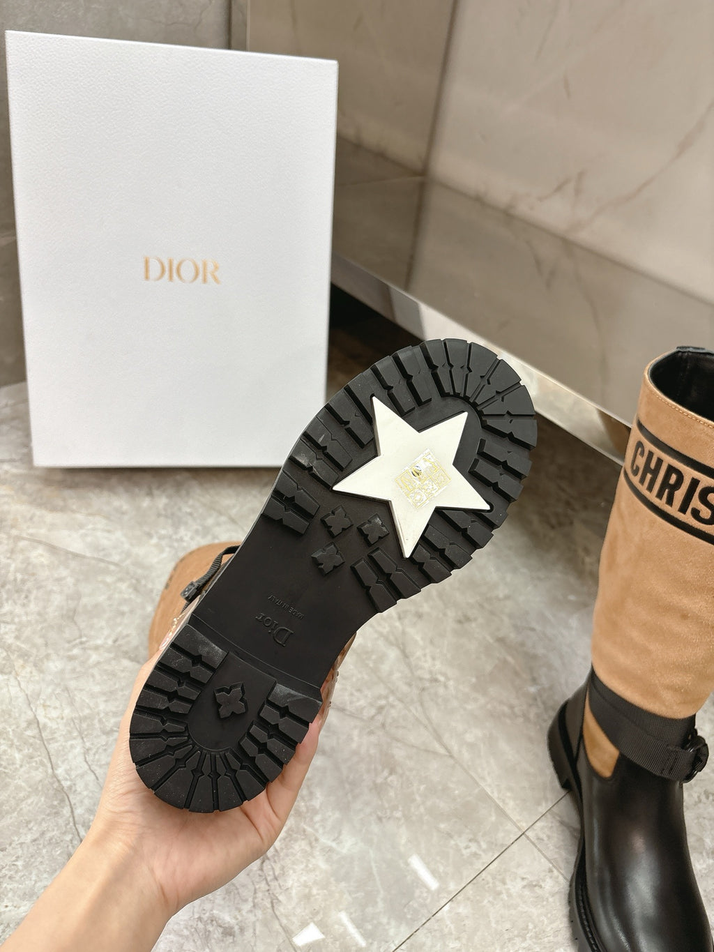 Dior 2025 Sonbahar/Kış Koleksiyonu – Martin Bot