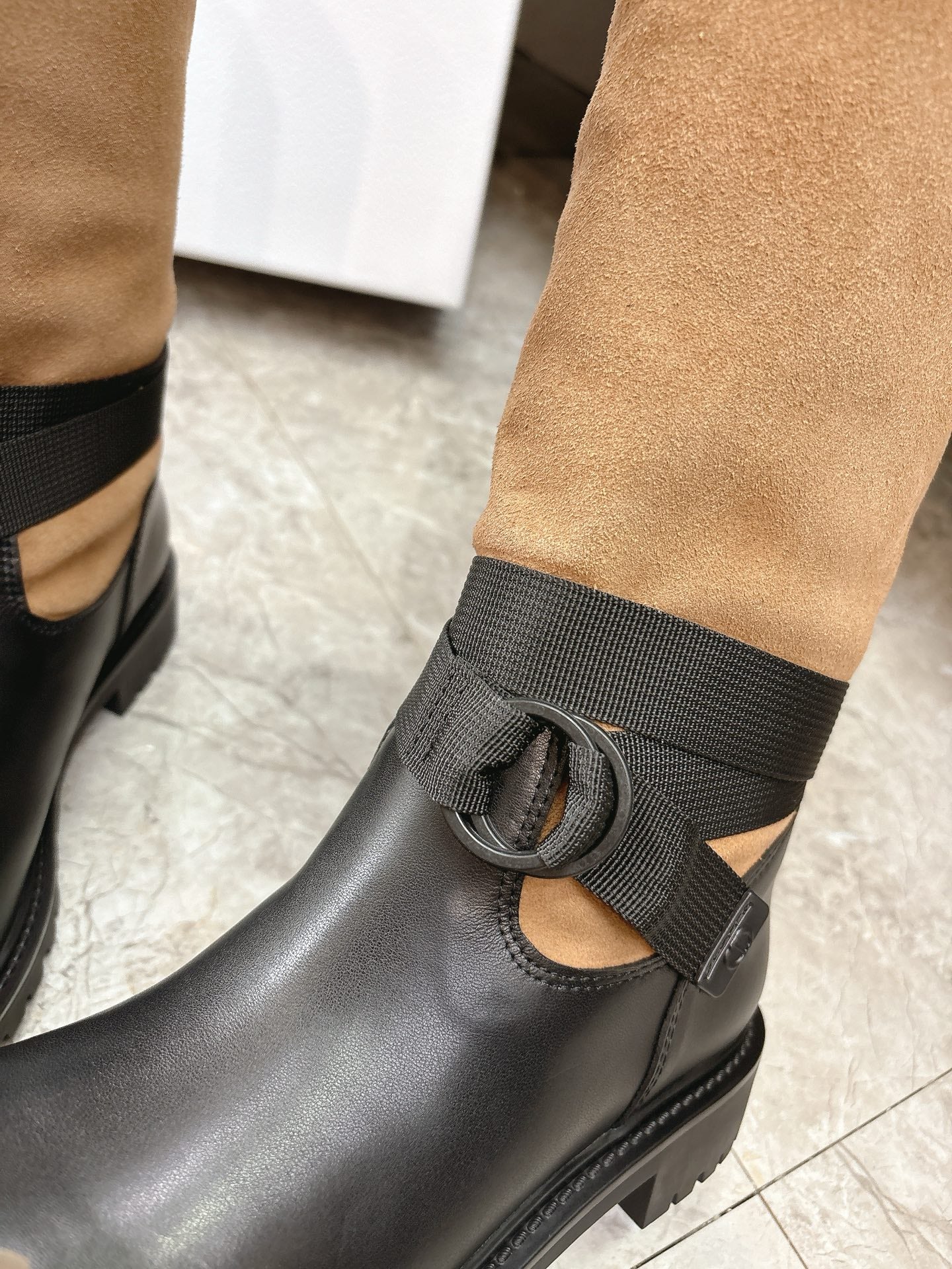 Dior 2025 Sonbahar/Kış Koleksiyonu – Martin Bot