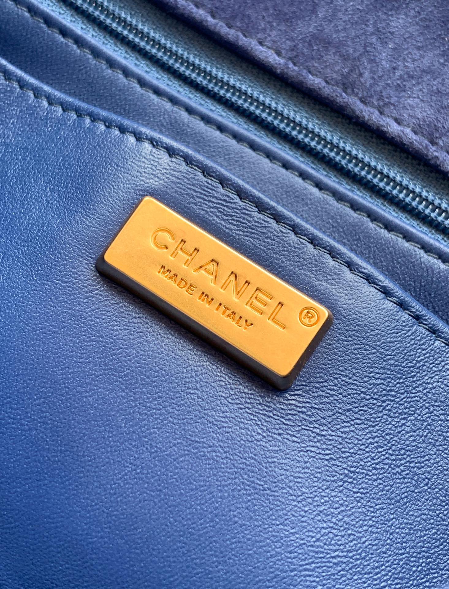 Chanel Royal Blue 26C – Matte &amp; Suede Leather Classic Flap Bag 