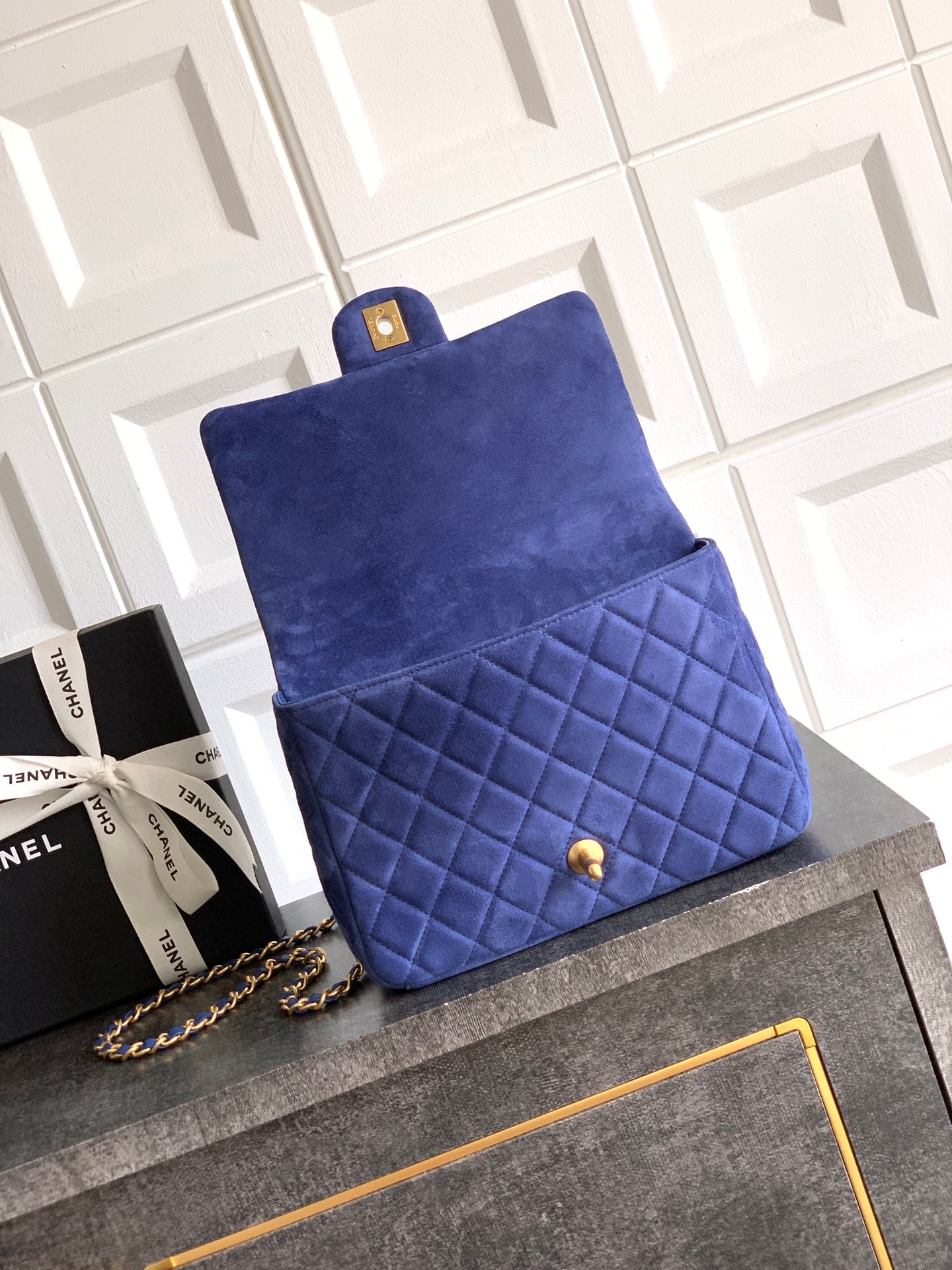 Chanel Royal Blue 26C – Matte &amp; Suede Leather Classic Flap Bag 