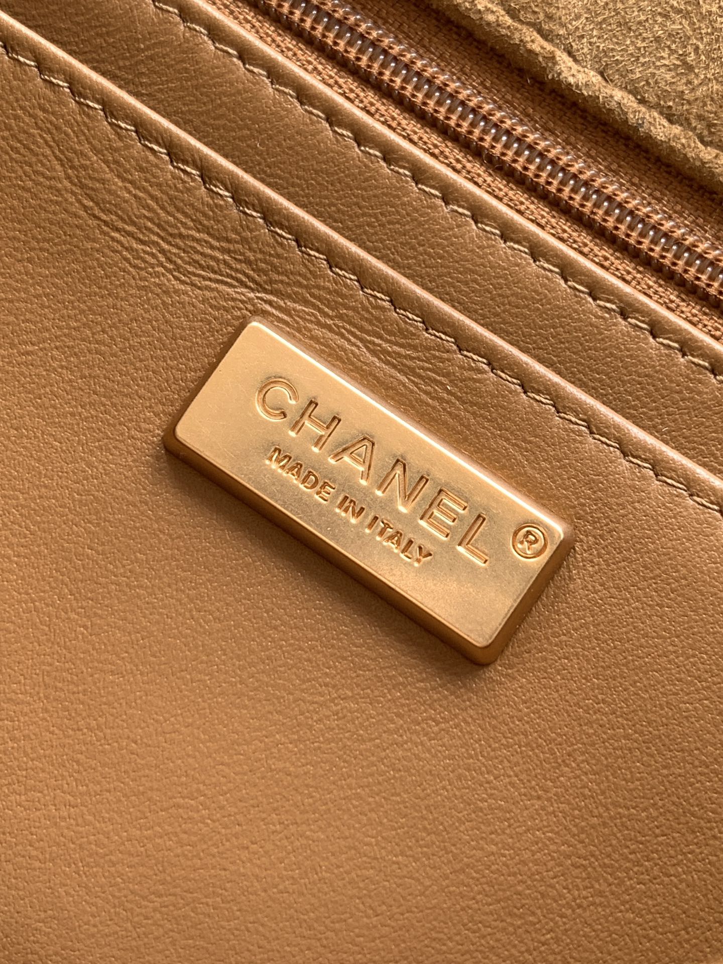 Chanel Kahverengi 26C – Mat & Süet Deri Klasik Kapaklı Çanta