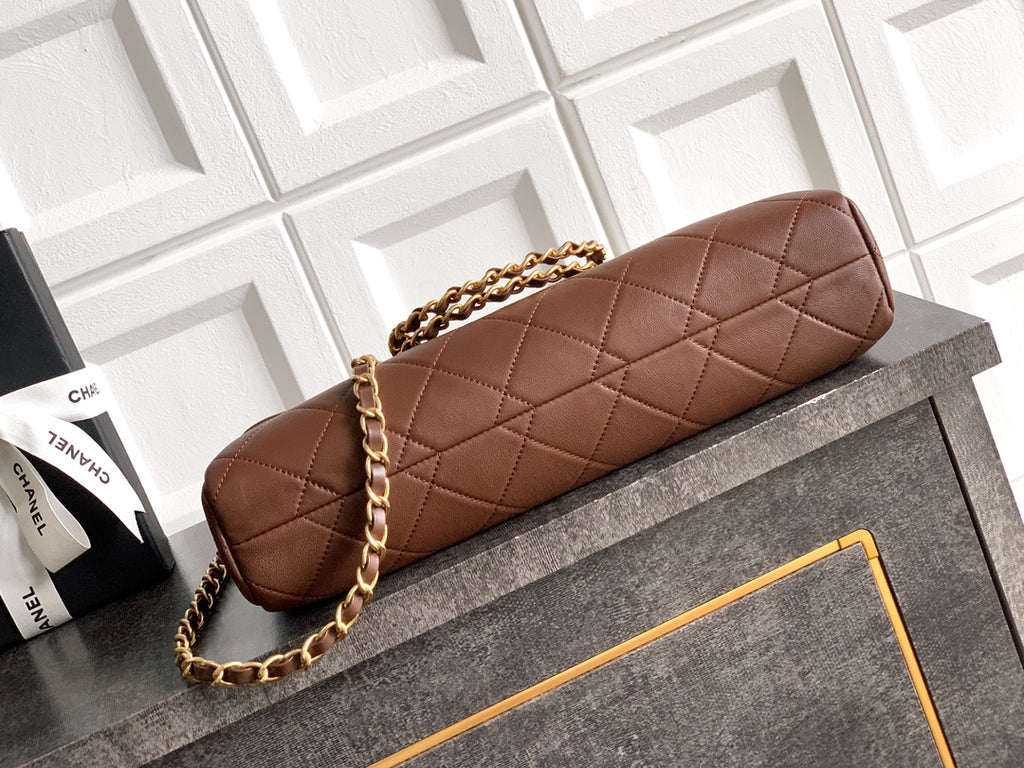 Chanel Heybe Klasik Kapaklı Çanta