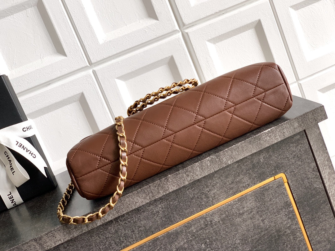 Chanel Heybe Klasik Kapaklı Çanta