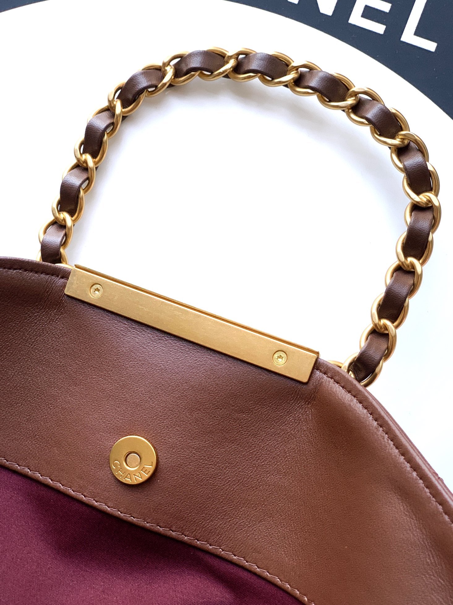 Chanel Heybe Klasik Kapaklı Çanta
