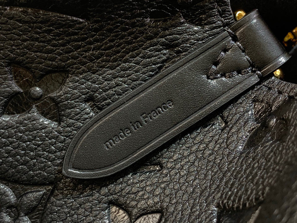 LV All In One Küçük El Çantası – M25858 Siyah