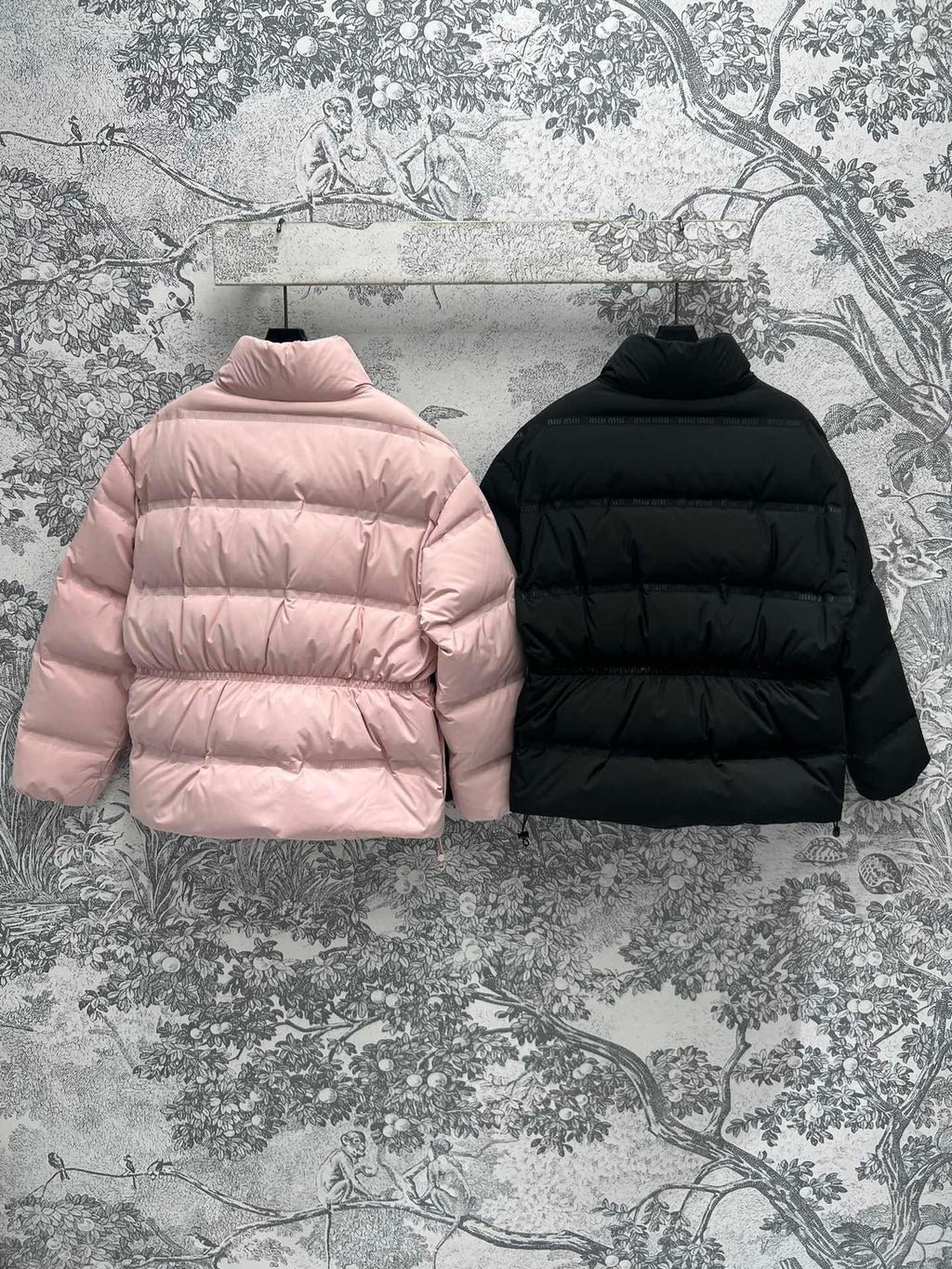 Miu Miu Dik Yaka Kaz Tüyü Mont - Glimmer of Luxury