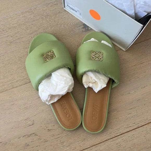 Loewe Anagram Dolgulu Deri Sandalet - Glimmer of Luxury