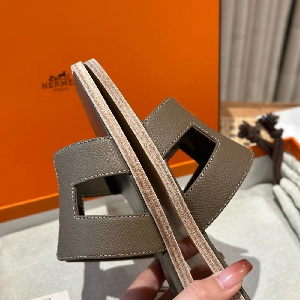 Hermès Oran Sandals Etoupe Epsom Leather