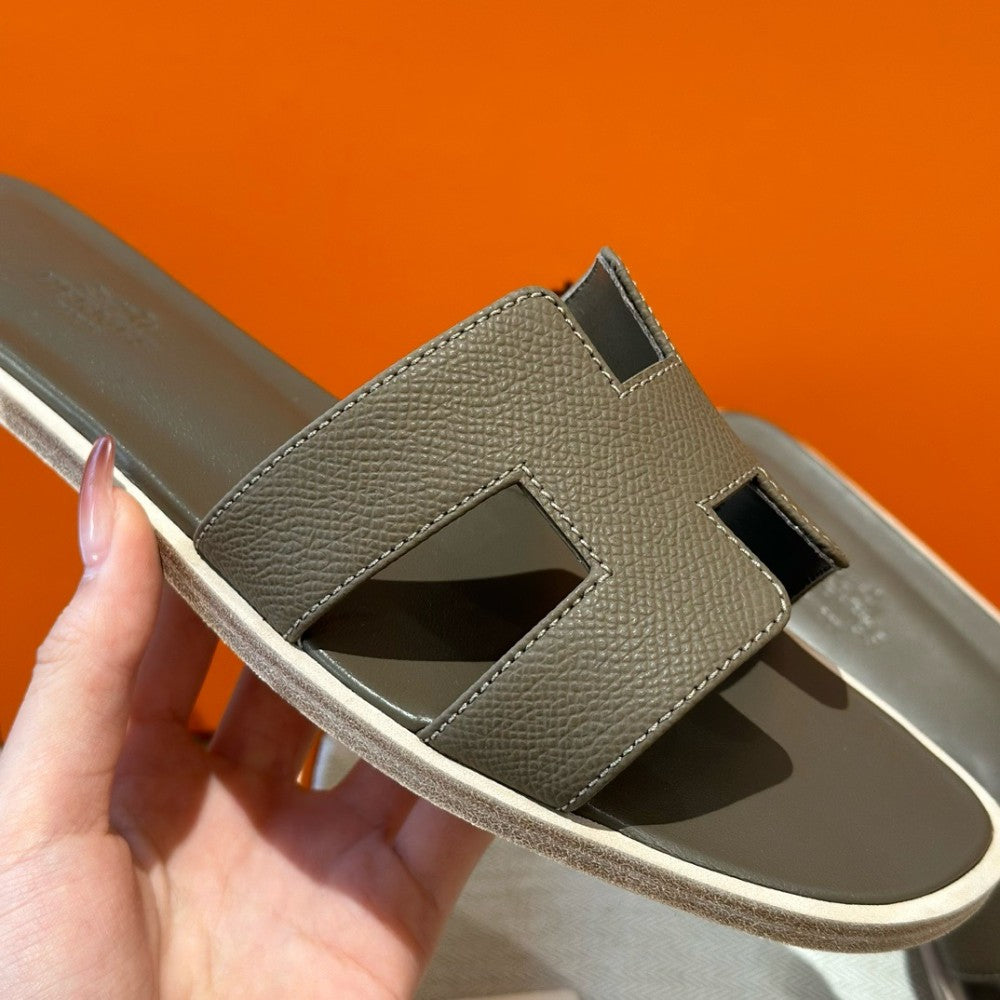 Hermès Oran Sandals Etoupe Epsom Leather