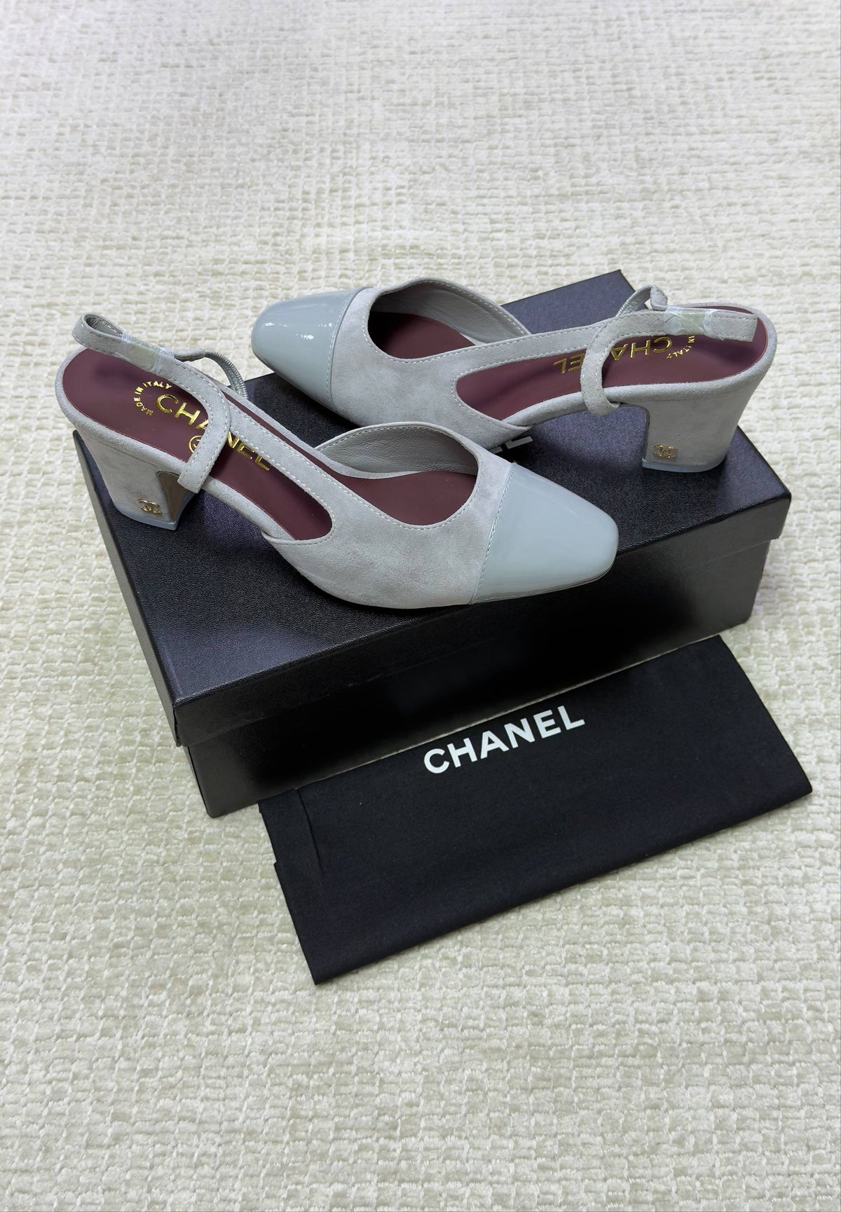 Chanel Patent Leather Closed Toe CC Slingback Shoes 2025