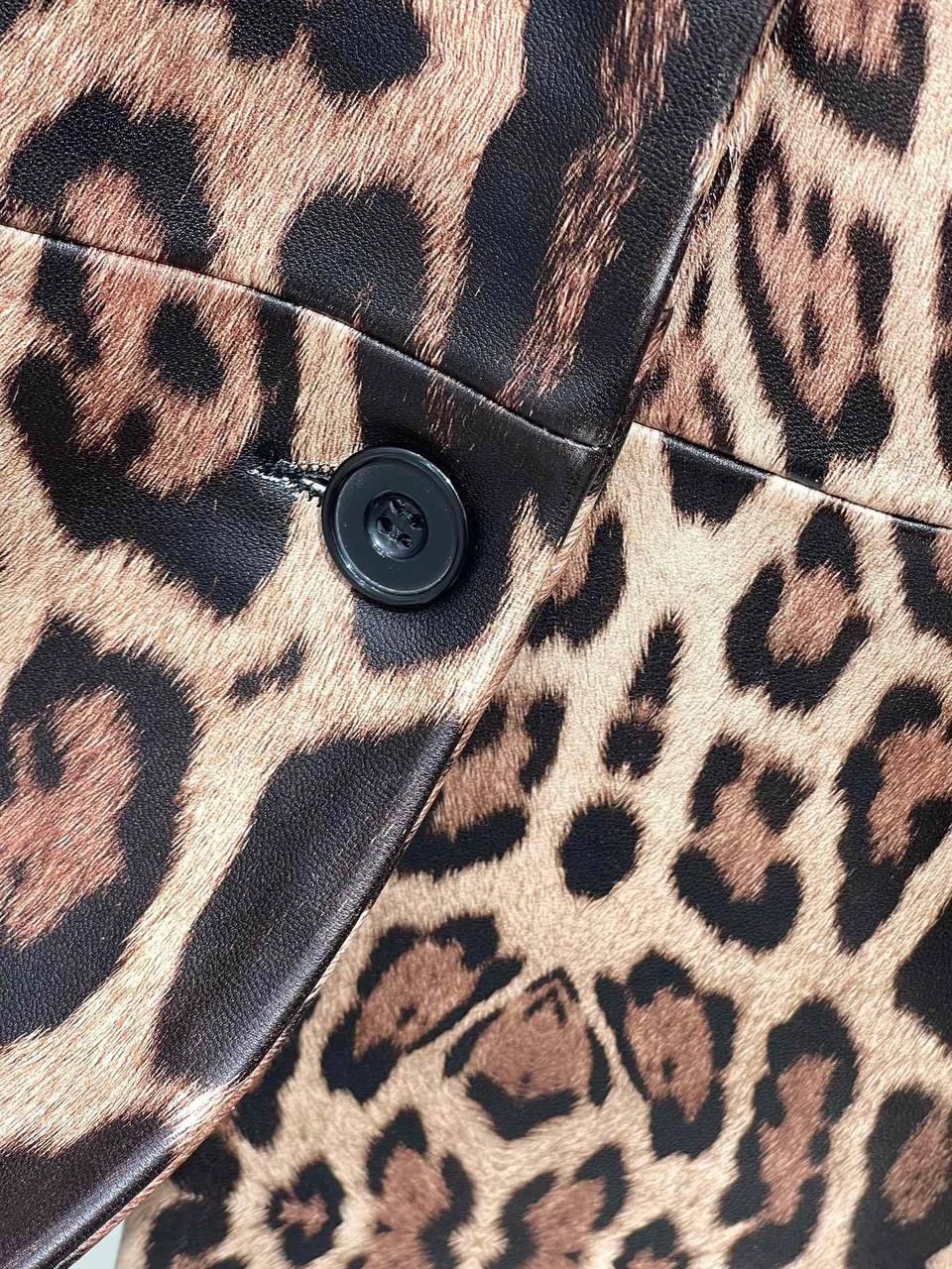 Yves Saint Laurent Deri Leopar Ceket - Glimmer of Luxury
