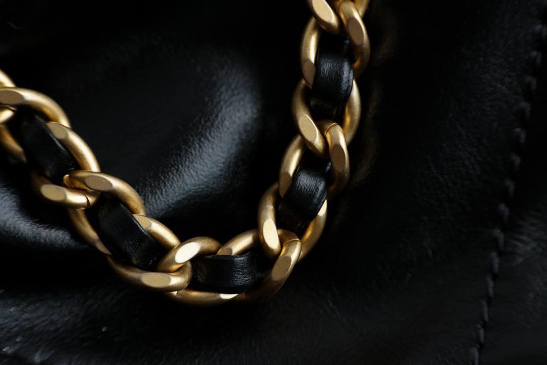 Chanel 22 Mini Çanta Siyah - Glimmer of Luxury