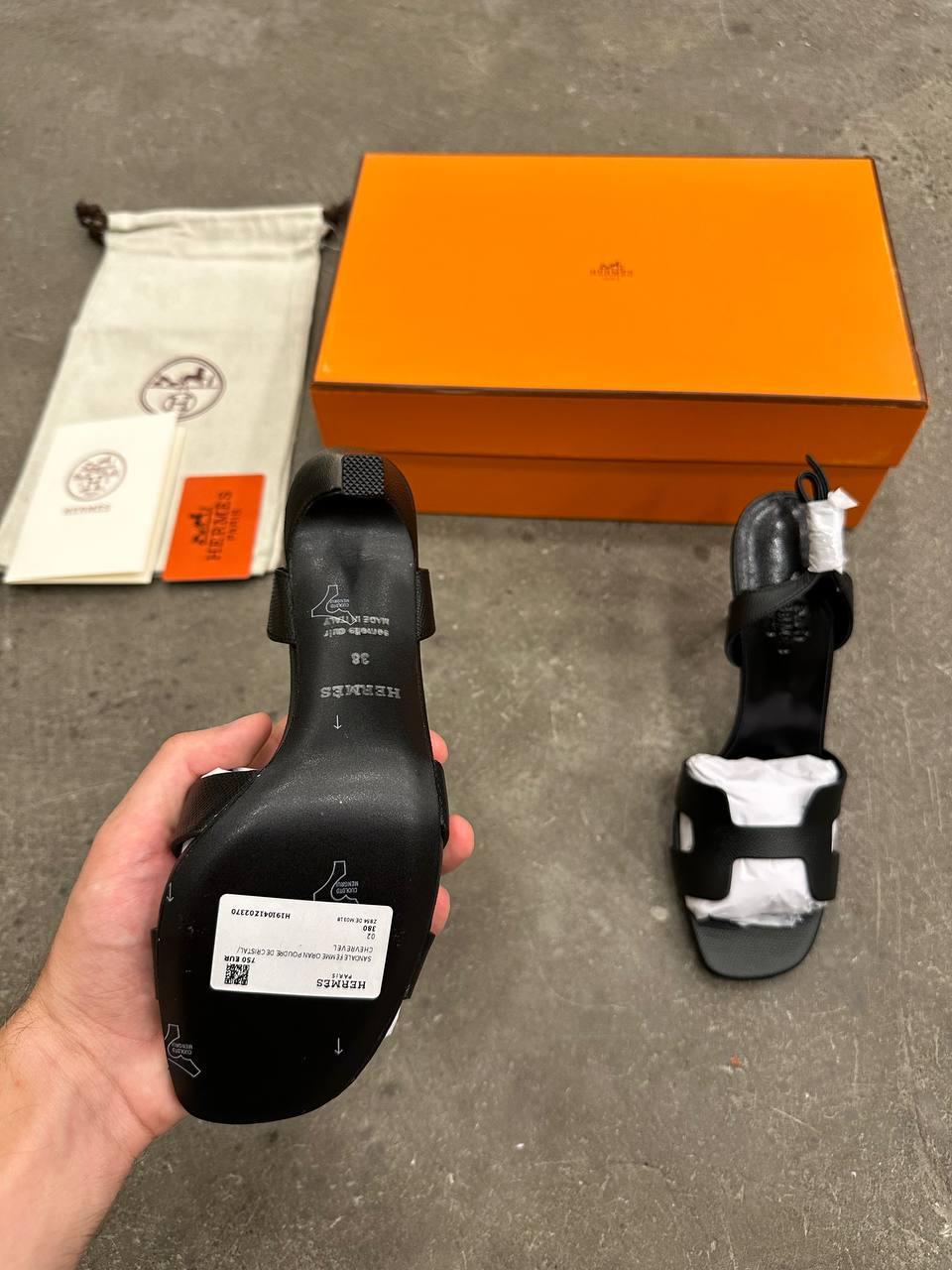 Hermes Ella 105 Sandal Siyah - Glimmer of Luxury