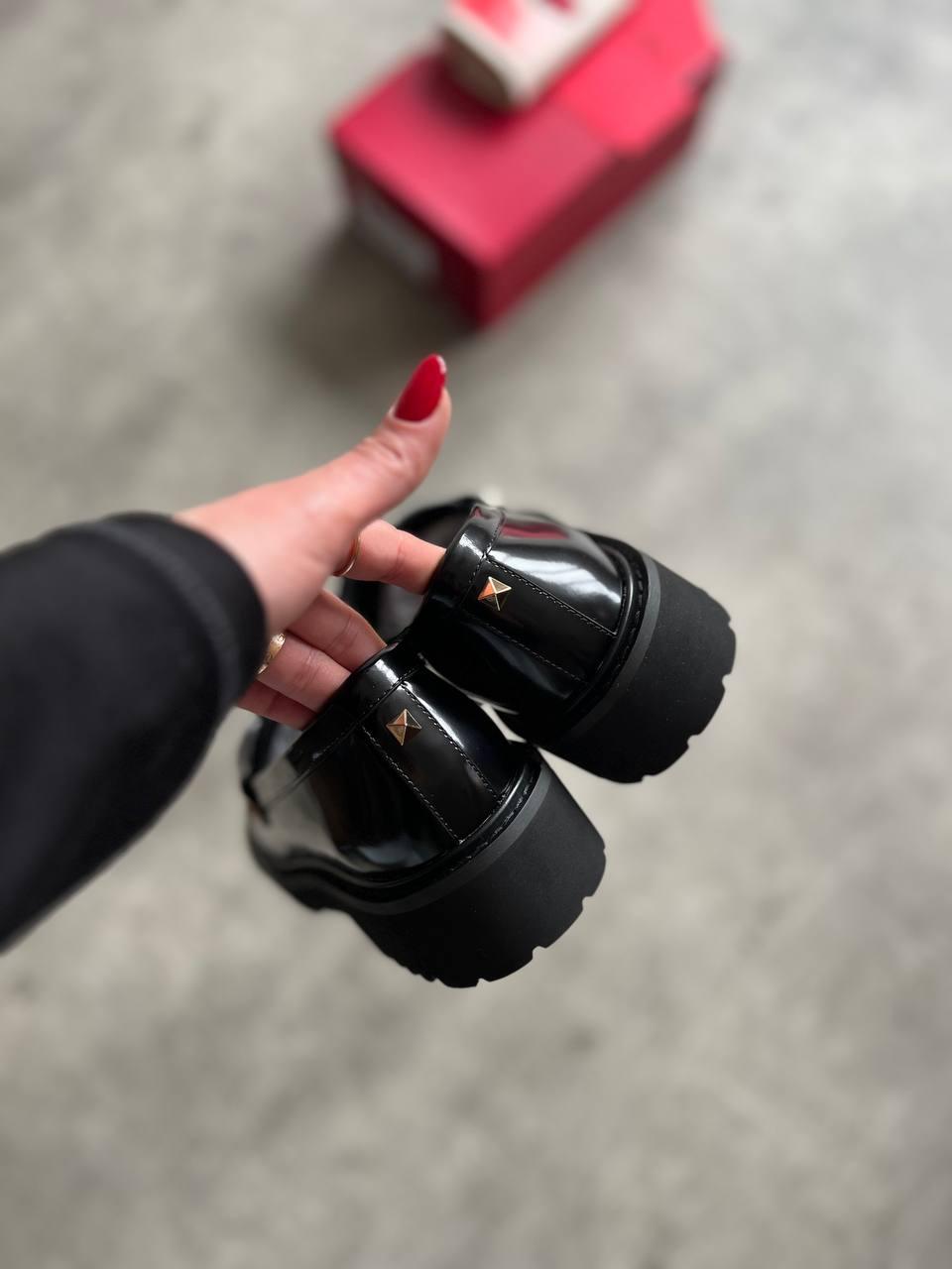 Valentino Kadın Ayakkabısı - Glimmer of Luxury