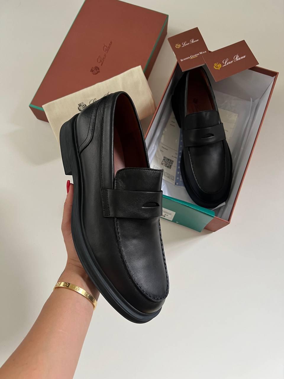 Loro Piana Siyah Loafer - Glimmer of Luxury