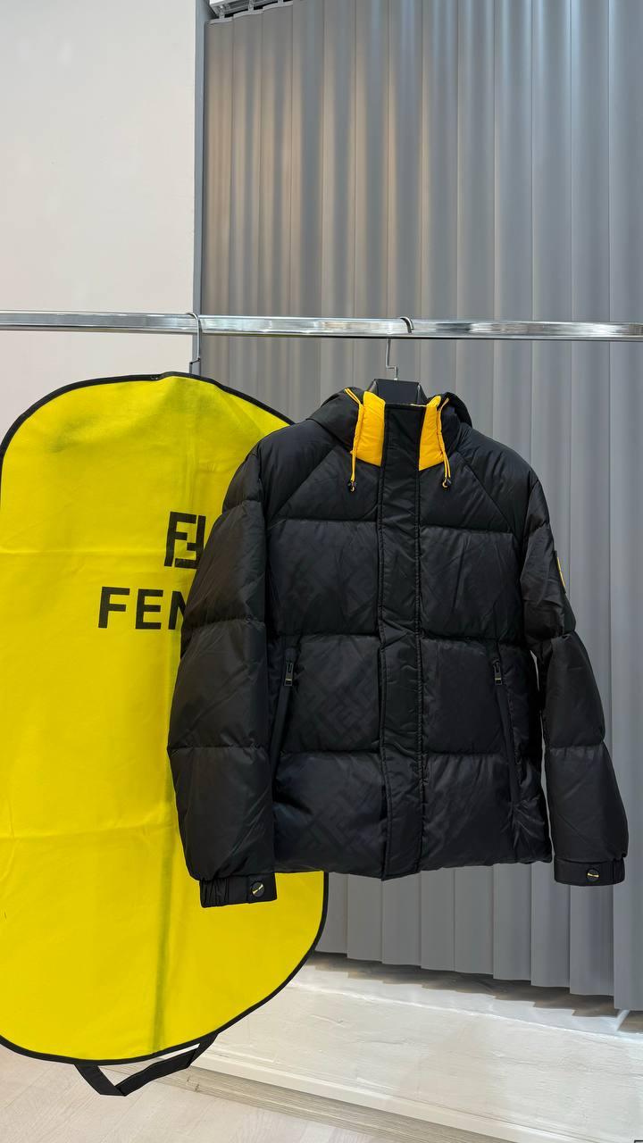 Fendi S24 Erkek Montu - Glimmer of Luxury