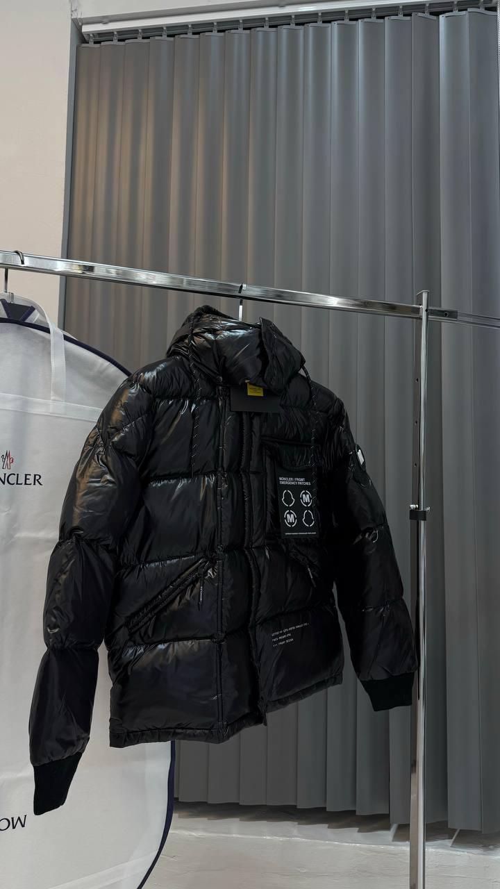 Moncler Kaz Tüyü Dolgulu Erkek Montu - Glimmer of Luxury