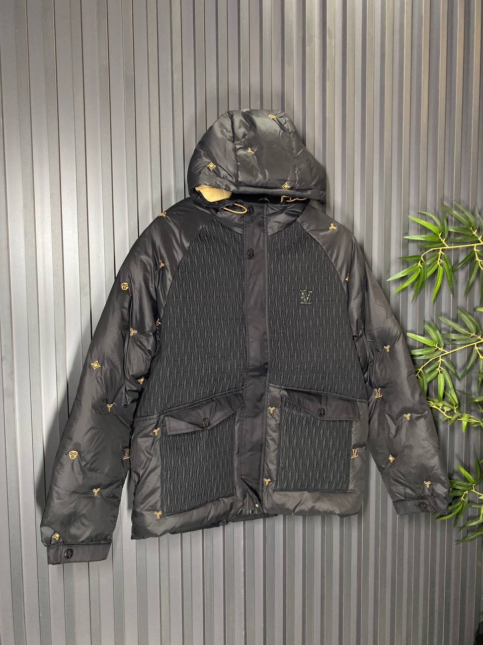 LV Erkek Mont - Glimmer of Luxury