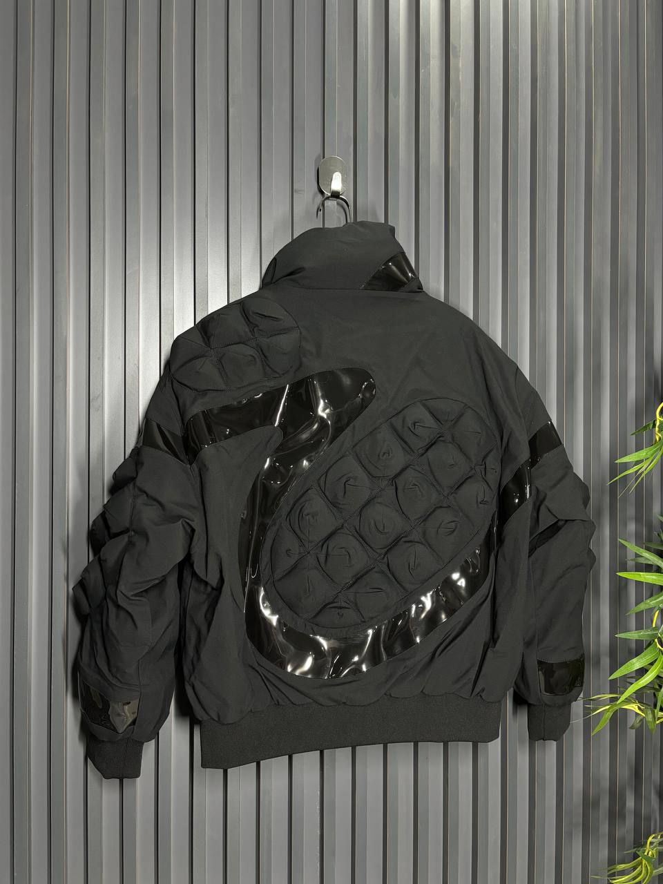 Prada 25S Erkek Mont - Glimmer of Luxury