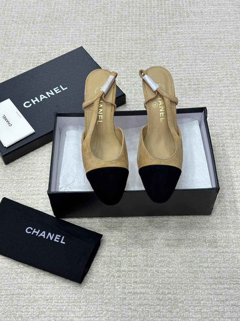 Chanel Patent Leather Closed Toe CC Slingback Shoes 2025