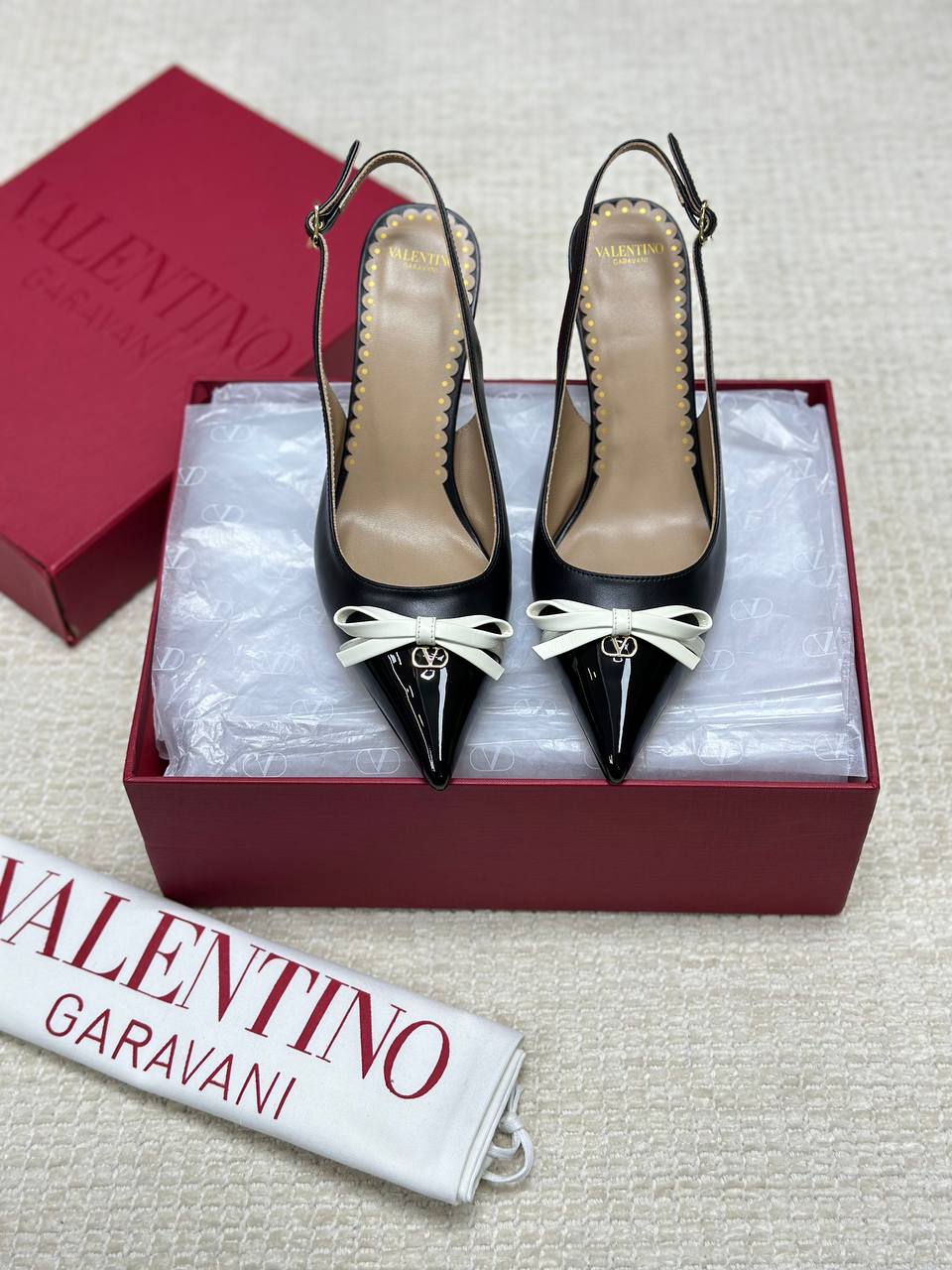 Valentino Bepointy Slingback Shoes Patent Leather 80mm