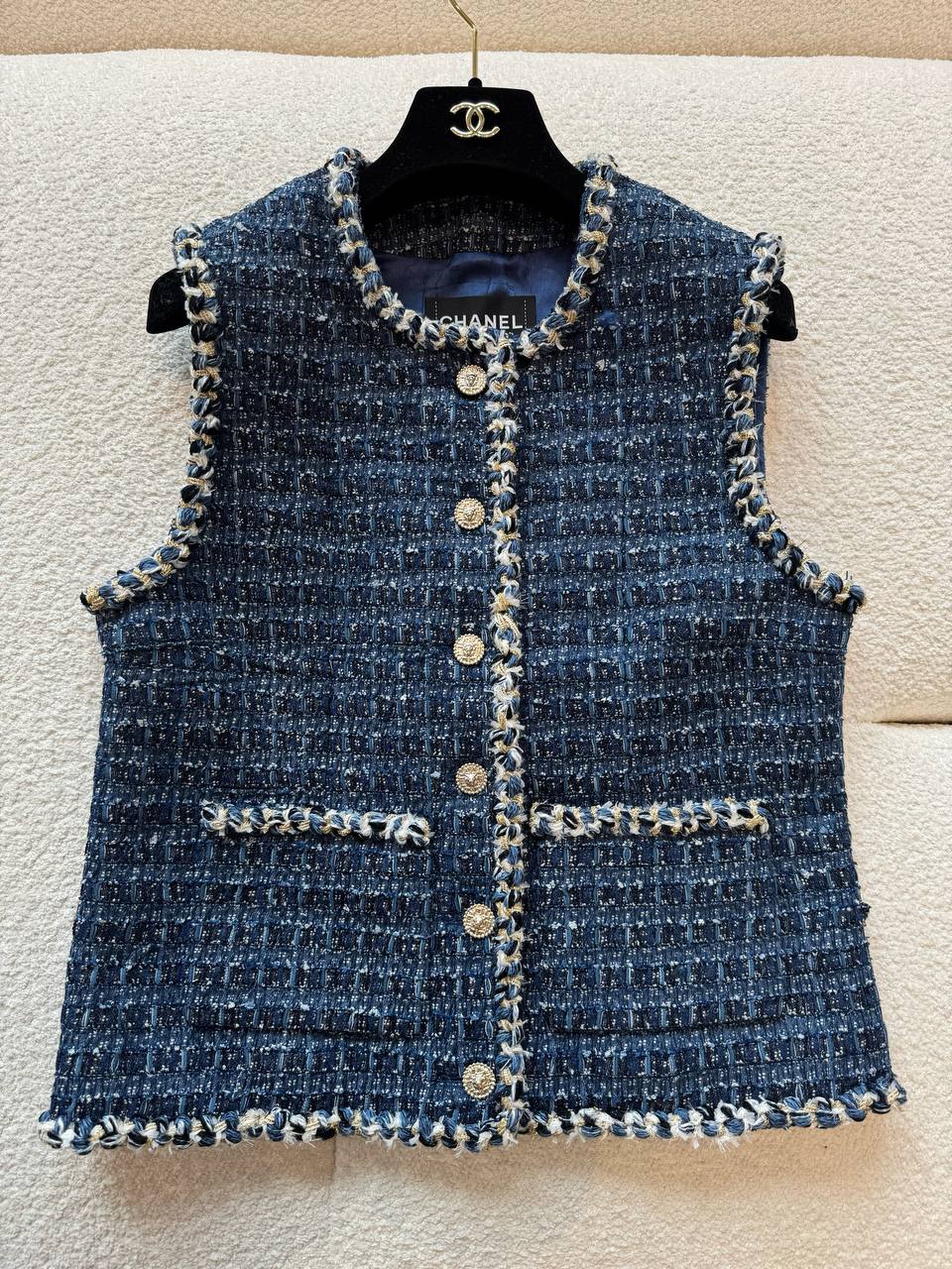 Chanel 25 Fall Linen Lace Vest