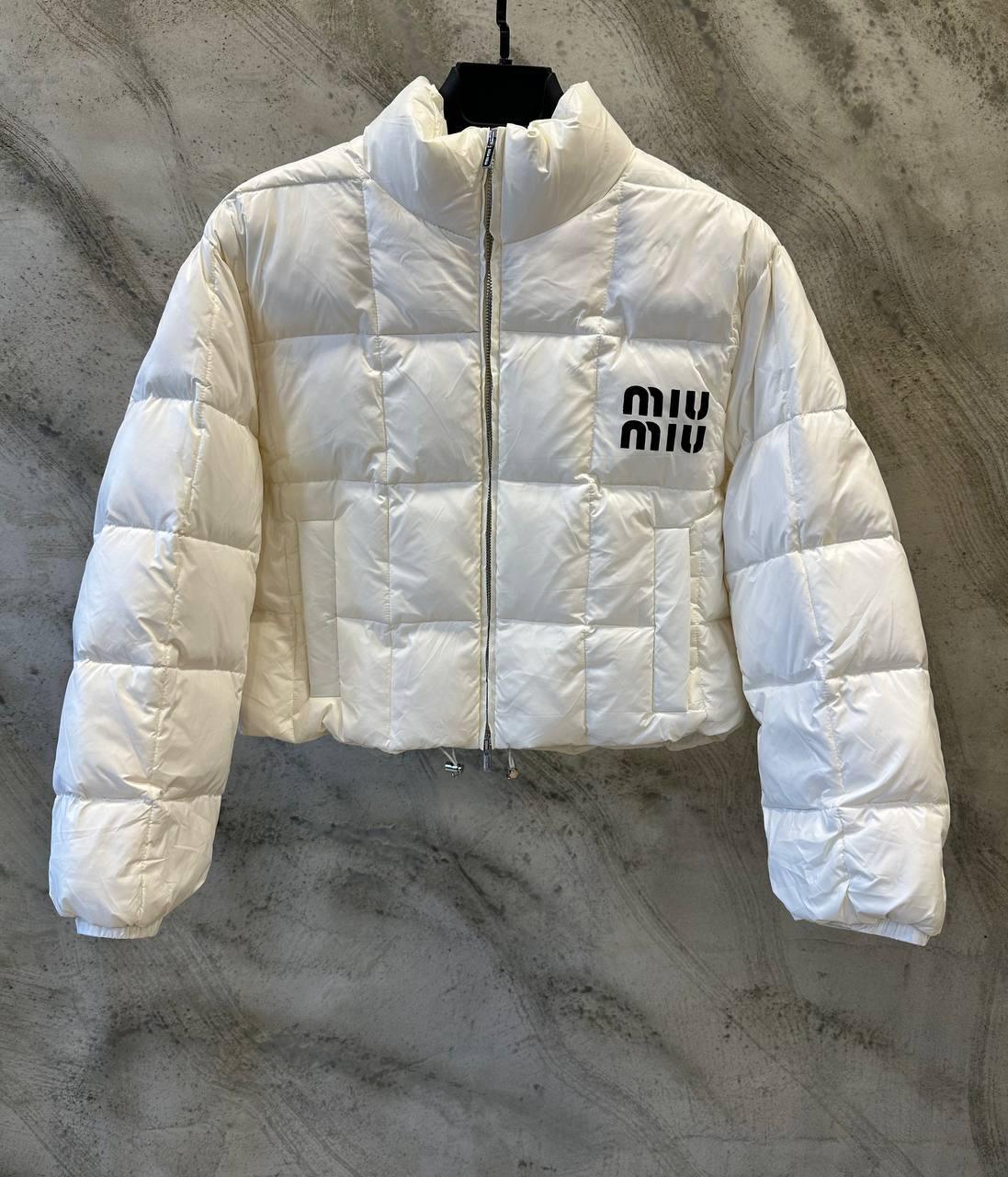 Miumiu Kırpılmış naylon kaz tüyü mont Beyaz - Glimmer of Luxury