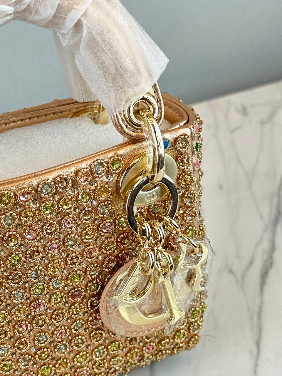 Christian Dior Lady Çanta Altın Taş Desenli - Glimmer of Luxury