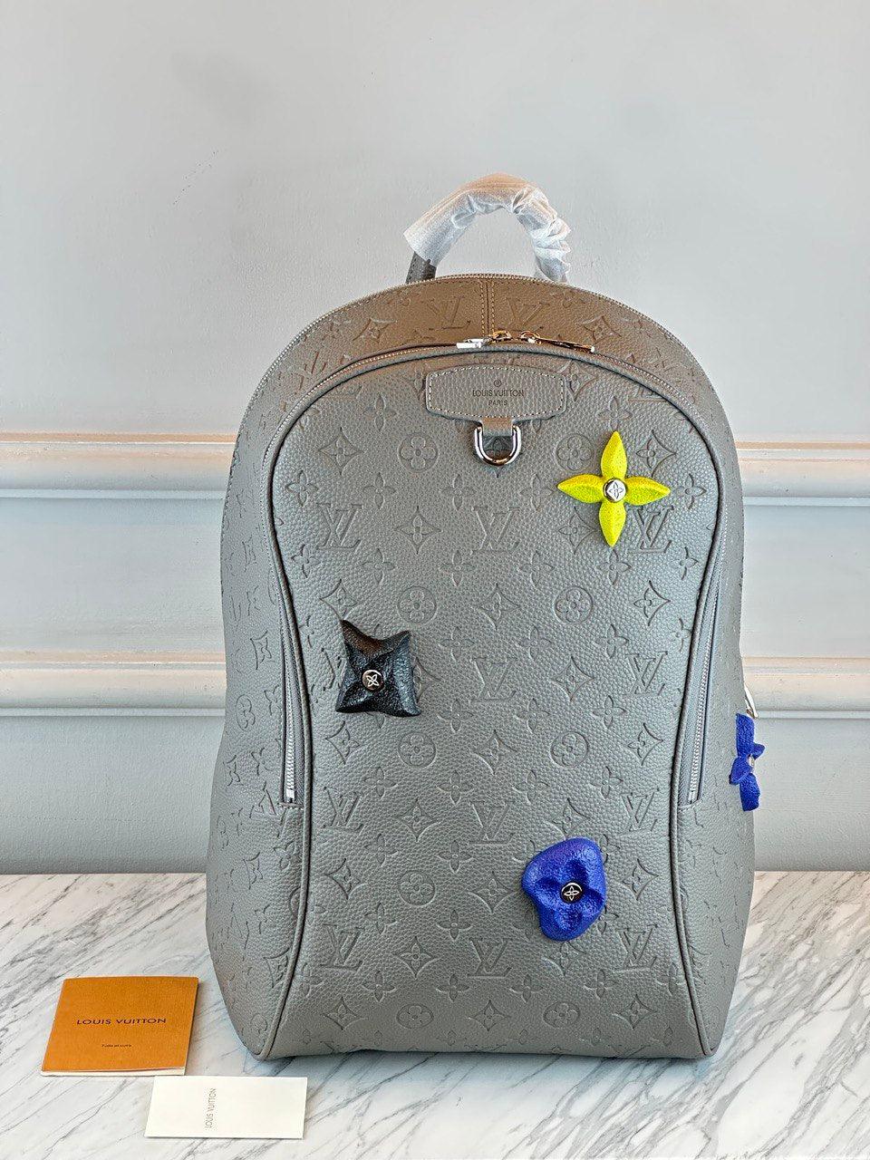 Louis Vuitton FW22 Gri Taurillon Monogram Tırmanma Elips Sırt Çantası - Glimmer of Luxury