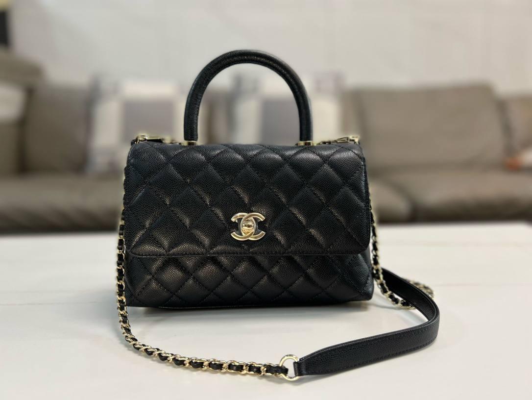 Chanel Küçük 24cm Coco Saplı Kapak Siyah Havyar LGHW - Glimmer of Luxury
