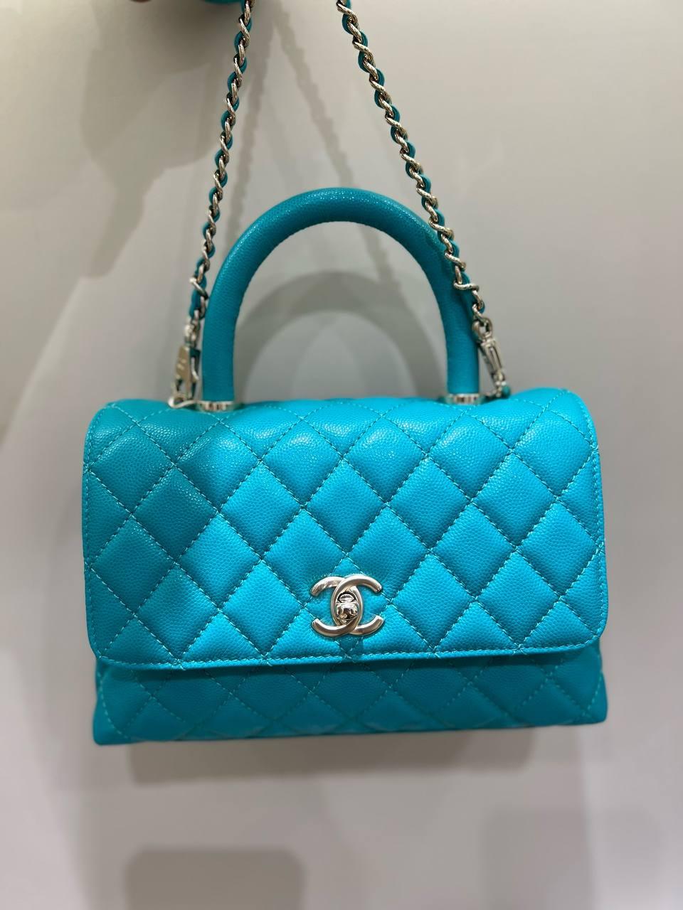 Chanel Küçük 24cm Coco Saplı Kapak Denizkızı Mavisi Havyar Deri Çanta - Glimmer of Luxury